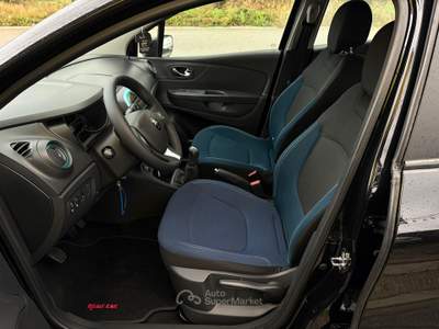 Renault Captur 0.9 TCe 90CV S&S Live Nero usata San Michele di Serino