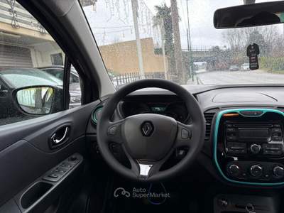Renault Captur 0.9 TCe 90CV S&S Live Nero usata San Michele di Serino