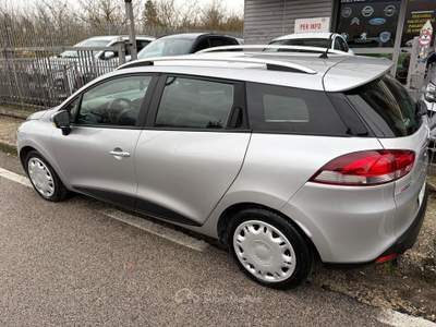 Renault Clio Sporter 1.5 dCi 75CV Wave Grigio usata San Michele di Serino