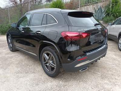 Mercedes-Benz GLA D AMG PREMIUM 150CV AUTO PACK LUCI INT Nero usata Vetralla