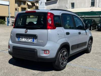 Fiat Panda 1.0 FireFly S&S Hybrid City Life Blu/Azzurro usata Novara