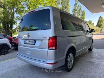 Volkswagen Caravelle T6.1 2.0 4MOTION 9P GARANZIA Argento usata Riccione