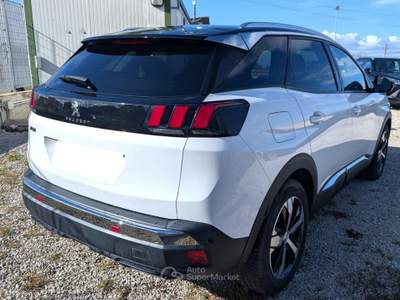 Peugeot 3008 BlueHDi 130 S&S Allure Bianco usata Barletta
