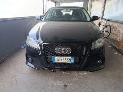 Audi A3 SPB 1.9 TDI F.AP. Attraction Nero usata Qualiano