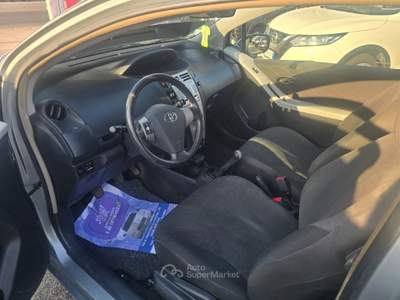 Toyota Yaris  Grigio usata Qualiano