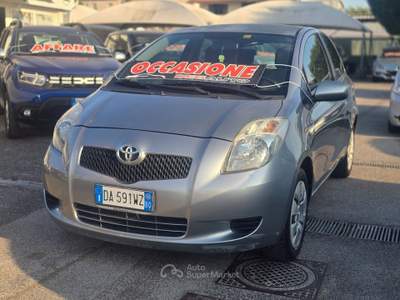 Toyota Yaris  Grigio usata Qualiano