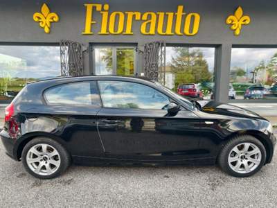 BMW Serie 1 116i i cat 3p Attiva X COMMERCIANTI Argento usata Tarcento