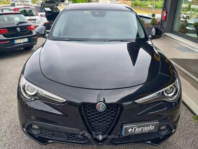 Alfa Romeo Stelvio 2.2 Turbodiesel 190 CV AT8 Q4 Sprint Nero usata Tarcento