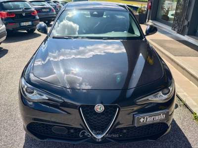 Alfa Romeo Giulia Veloce 210 CV AT8 AWD Q4 Nero usata Tarcento