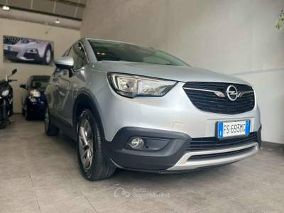 Opel Crossland usato in ottimo stato Argento usata GROSSETO