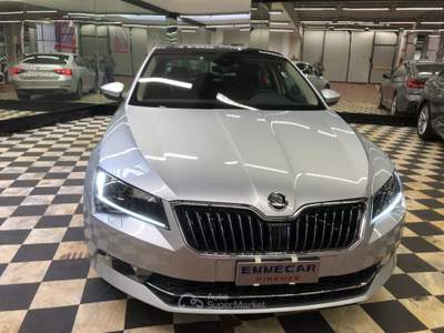 Skoda Superb 2.0 TSI DSG 4x4 Laurin&Klement Argento usata Firenze