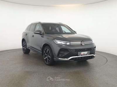 Volkswagen Tiguan Tiguan 2.0 tdi R-Line Plus 4motion 193cv dsg Grigio usata Cervignano del Friuli