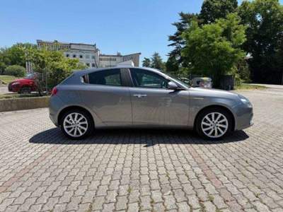 Alfa Romeo Giulietta Giulietta III  1.6 jtdm Distinctive 120cv Grigio usata Cervignano del Friuli