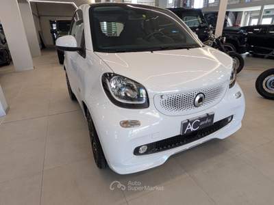 Smart ForTwo 70 1.0 Perfect Bianco usata Savona