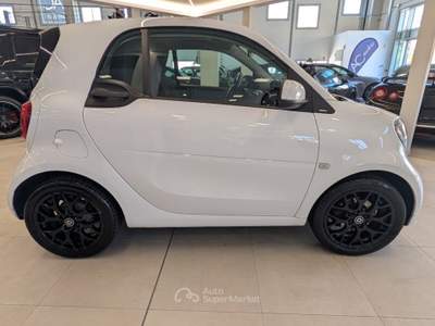 Smart ForTwo 70 1.0 Perfect Bianco usata Savona