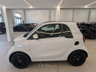 Smart ForTwo 70 1.0 Perfect Bianco usata Savona
