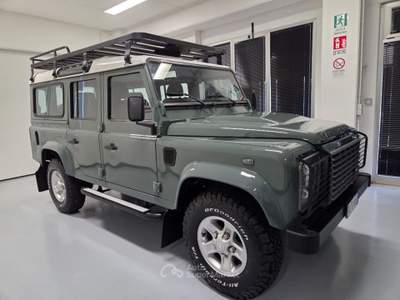 Land Rover Defender 110 2.4 TD4 SE DA AMATORE Verde usata Parma