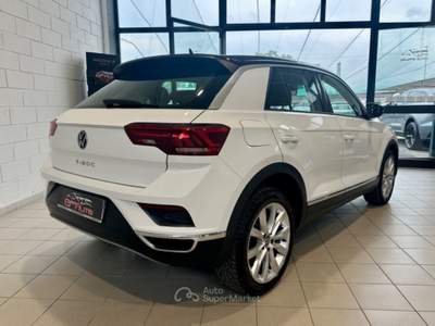 Volkswagen T-Roc 2.0 TDI SCR 150CV DSG Style BMT *ACC* Bianco usata Cassina de' Pecchi