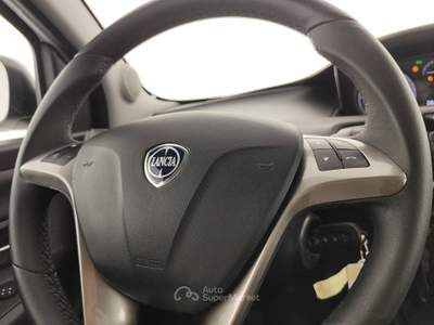 Lancia Ypsilon Ypsilon 1.2 gold s&s 69cv my19 Bianco usata Cuneo
