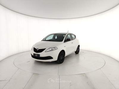 Lancia Ypsilon Ypsilon 1.2 gold s&s 69cv my19 Bianco usata Cuneo