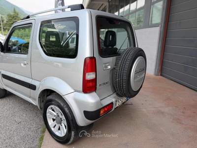Suzuki Jimny 1.3i 16V cat 4WD Special Automatico Grigio usata Niardo