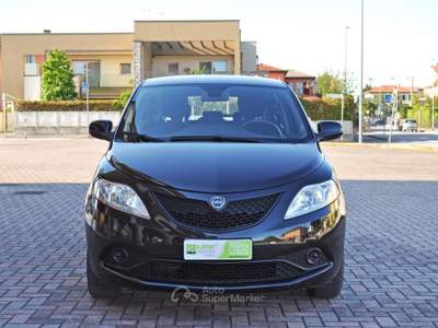 Lancia Ypsilon 1.3 MJT 16V 95 CV 5 porte S&S Gold Nero usata Saonara