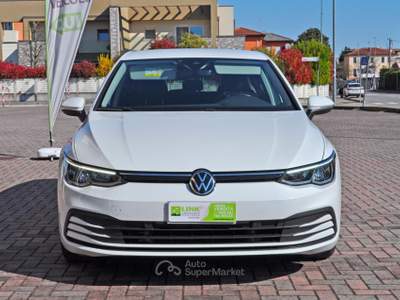 Volkswagen Golf 2.0 TDI 150 CV DSG SCR Life Bianco usata Saonara