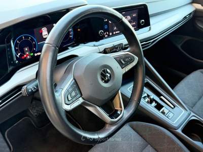 Volkswagen Golf 2.0 TDI 150 CV DSG SCR Life Bianco usata Saonara
