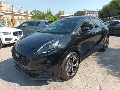 Ford Puma 1000 ECOBOOST HYBRID ST-LINE 125CV AUTOM NAV CAM Nero usata Pistoia