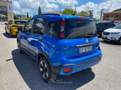 Fiat Panda 1.0 FireFly S&S Hybrid City Cross 5 posti Blu/Azzurro usata Sinalunga