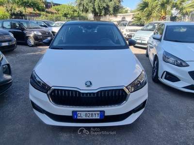 Skoda Fabia 1.0 MPI 80 CV Style Bianco usata Gragnano