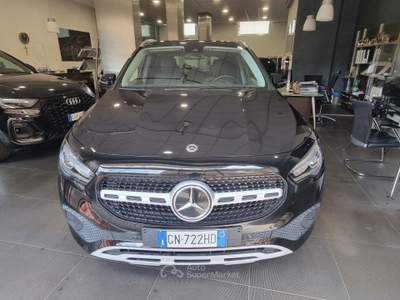 Mercedes-Benz GLA d Automatic Business Nero usata Gragnano