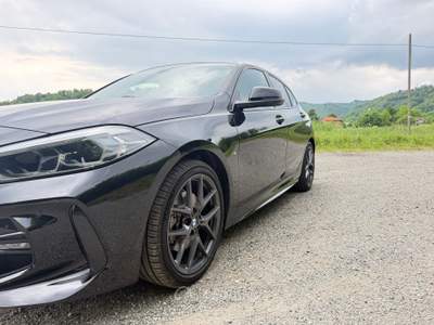 BMW Serie 1 118i tenuta in ottimo stato, unico proprietario, non fumatore usata leinì