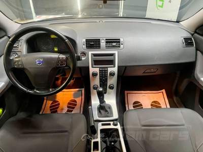 Volvo V50 1.6 d2 R-design 115cv Nero usata Trento