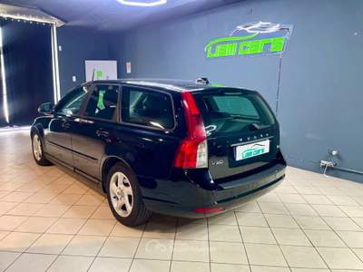 Volvo V50 1.6 d2 R-design 115cv Nero usata Trento