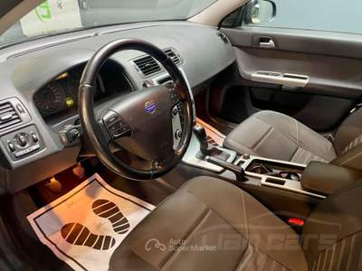 Volvo V50 1.6 d2 R-design 115cv Nero usata Trento