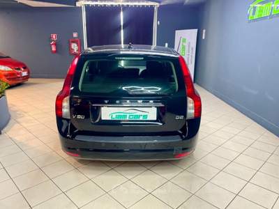 Volvo V50 1.6 d2 R-design 115cv Nero usata Trento