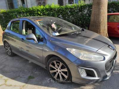 Peugeot 308 peugeot 308 1.6 hdi 110cv Tetto panorami lega Grigio usata Sant'Egidio del Monte Albino