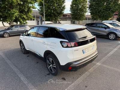 Peugeot 3008 PHEV Bianco usata Fiumicino