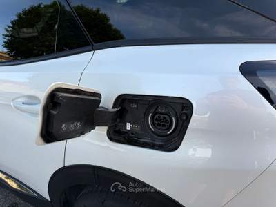 Peugeot 3008 PHEV Bianco usata Fiumicino