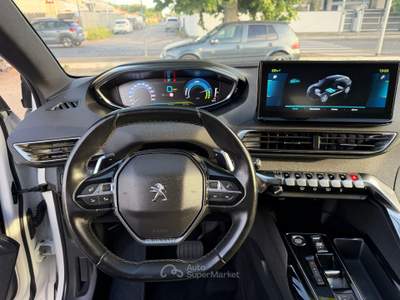 Peugeot 3008 PHEV Bianco usata Fiumicino