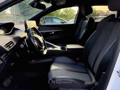 Peugeot 3008 PHEV Bianco usata Fiumicino
