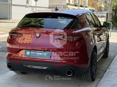 Alfa Romeo Stelvio ALFA ROMEO Stelvio 2.2 Turbodiesel 210 CV AT8 Q4 Business Rosso usata Padova