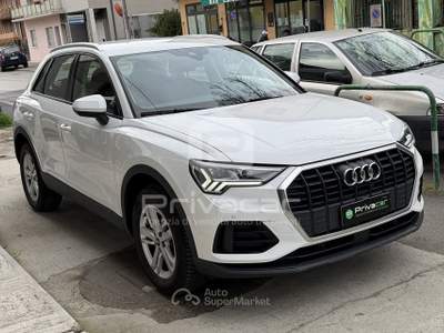 Audi Q3 AUDI Q3 45 TFSI e S tronic Business Bianco usata Padova