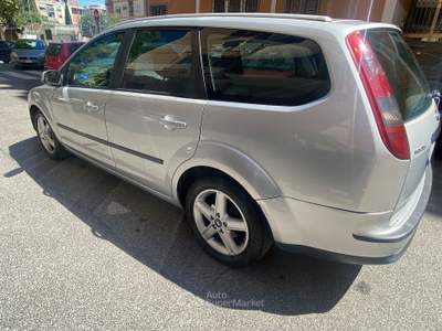 Ford Focus/Focus C-Max Circa 200.000 km, tenuta sempre in box privato. Grigio usata Roma