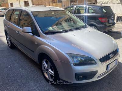 Ford Focus/Focus C-Max Circa 200.000 km, tenuta sempre in box privato. Grigio usata Roma