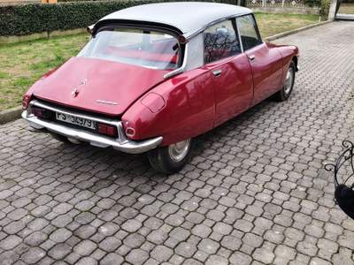 Citroen DS Vendo DS 19 1972 Rosso usata Fontanafredda
