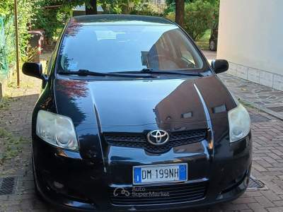 Toyota Auris NEOPATENTATI, GOMME INVERNALI SEMI-NUOVE. usata Carpi
