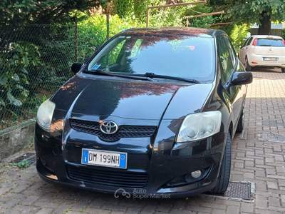 Toyota Auris NEOPATENTATI, GOMME INVERNALI SEMI-NUOVE. usata Carpi