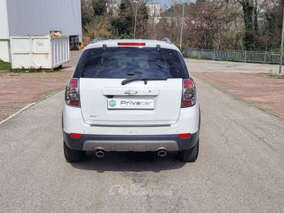 Chevrolet Captiva CHEVROLET Captiva 2.2 VCDi 184CV 4WD LTZ Bianco usata San Benedetto del Tronto